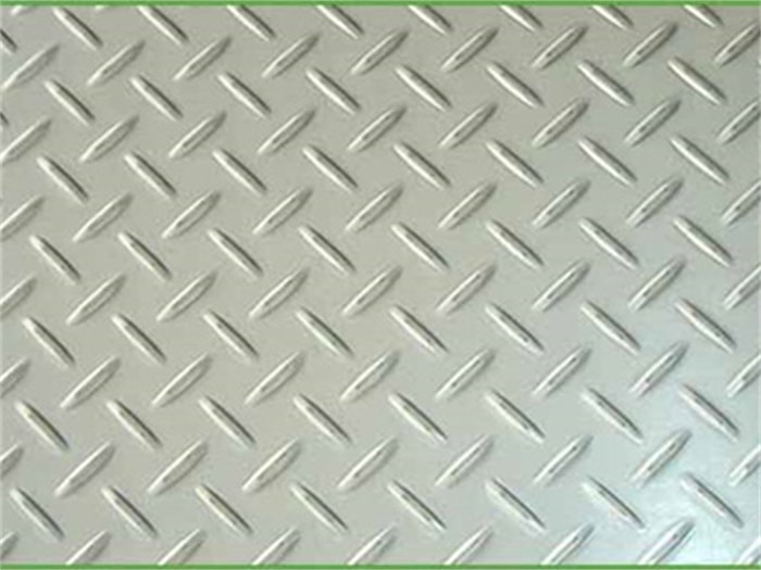 镀锌花纹板